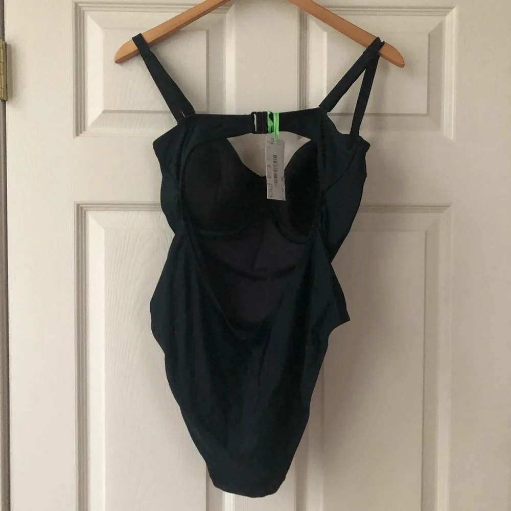 Lilly & Lime Emma Balconette One Piece Swimsuit - Picture 5 of 7